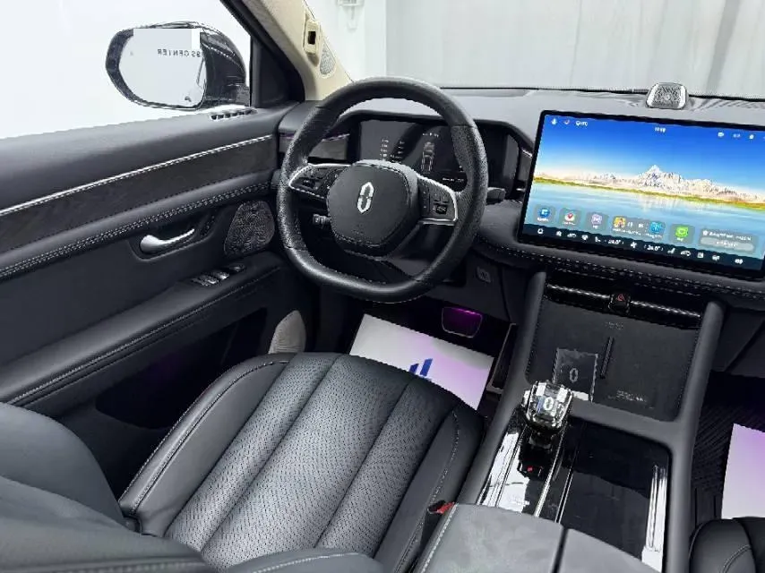 2024 Jaguar E-PACE 1.5T 200HP L3 8AT,autocango,china used car exporter,china ev exporter,chinese used car exporter,chinese used ev exporter