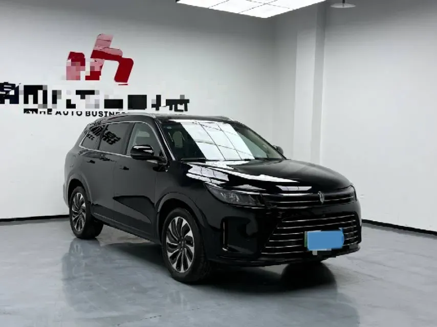 2024 Jaguar E-PACE 1.5T 200HP L3 8AT,autocango,china used car exporter,china ev exporter,chinese used car exporter,chinese used ev exporter