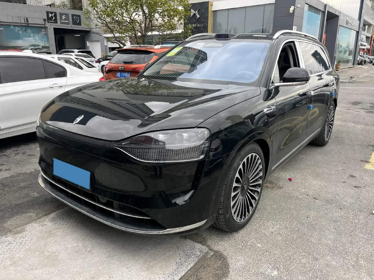 2025 AITO AITO M9 REEV 160HP REEV 52KWH,autocango,china used car exporter,china ev exporter,chinese used car exporter,chinese used ev exporter