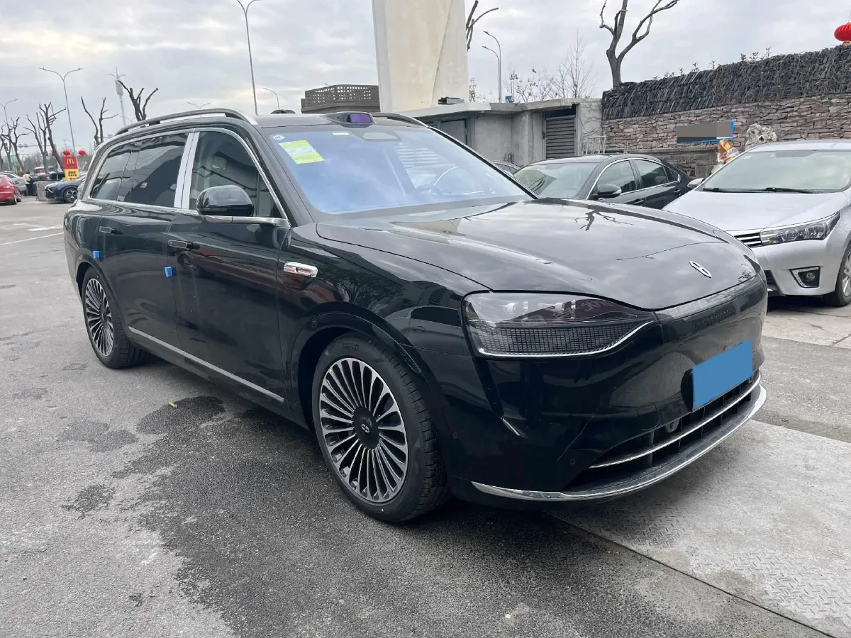 2025 AITO AITO M9 REEV 160HP REEV 52KWH,autocango,china used car exporter,china ev exporter,chinese used car exporter,chinese used ev exporter