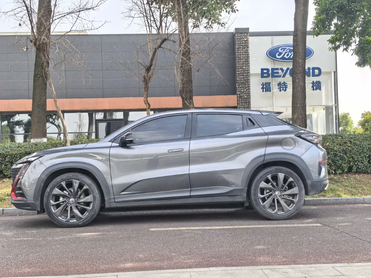 2020 ChangAn UNI-T 1.5T 180HP L4 7DCT,autocango,china used car exporter,china ev exporter,chinese used car exporter,chinese used ev exporter