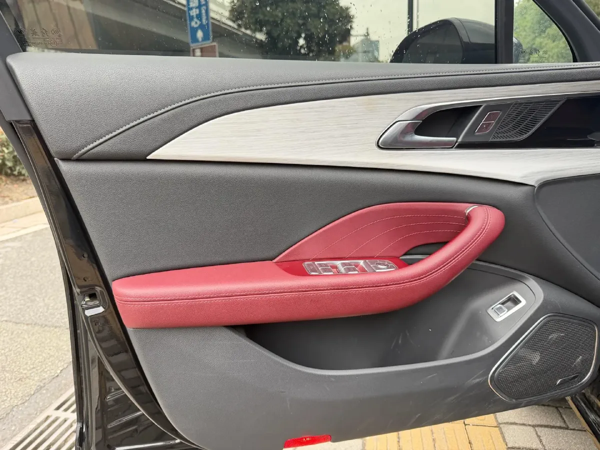 2025 HongQi H5 1.5T 169HP L4 7DCT,autocango,china used car exporter,china ev exporter,chinese used car exporter,chinese used ev exporter