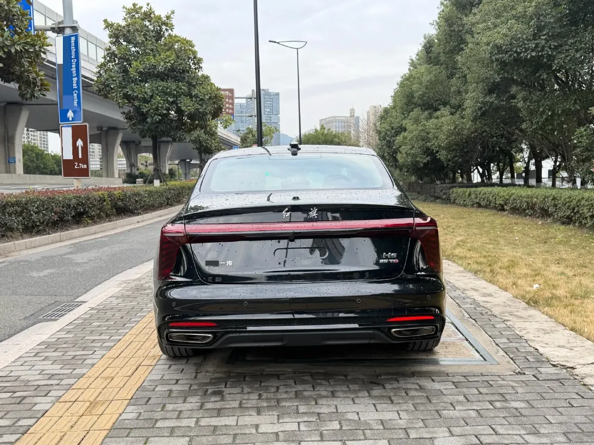 2025 HongQi H5 1.5T 169HP L4 7DCT,autocango,china used car exporter,china ev exporter,chinese used car exporter,chinese used ev exporter