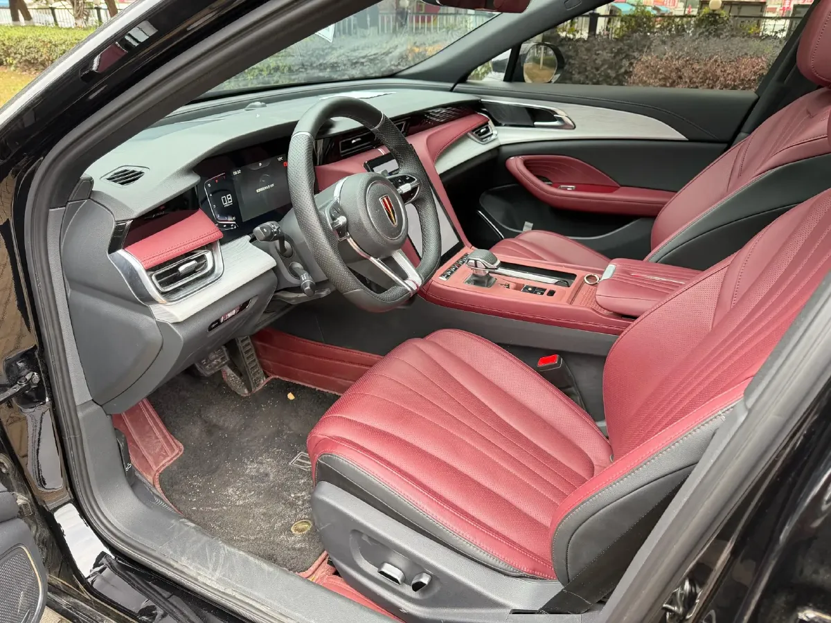 2025 HongQi H5 1.5T 169HP L4 7DCT,autocango,china used car exporter,china ev exporter,chinese used car exporter,chinese used ev exporter