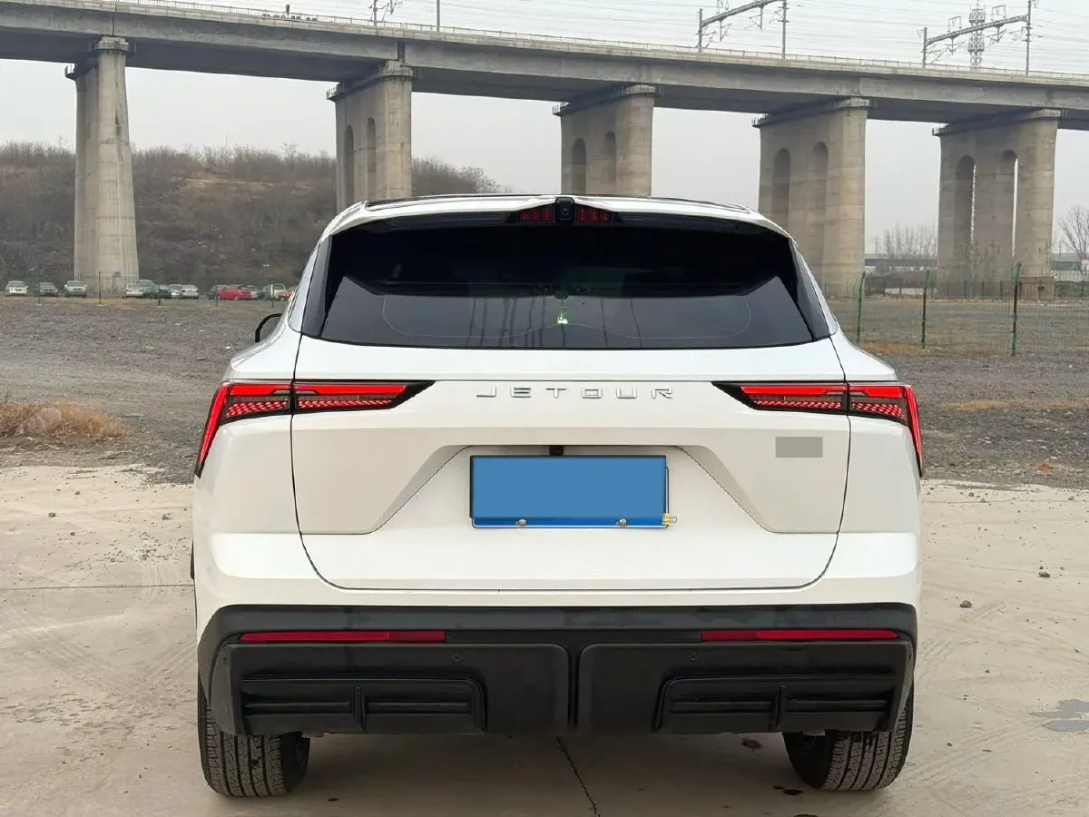 2022 Jetour DASHING 1.6T 197HP L4 7DCT,autocango,china used car exporter,china ev exporter,chinese used car exporter,chinese used ev exporter