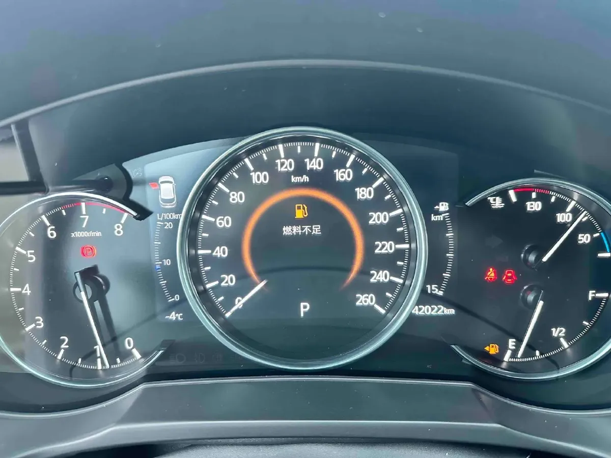 2022 MAXUS XinTu V90 2.0T 150HP L4 6AT,autocango,china used car exporter,china ev exporter,chinese used car exporter,chinese used ev exporter