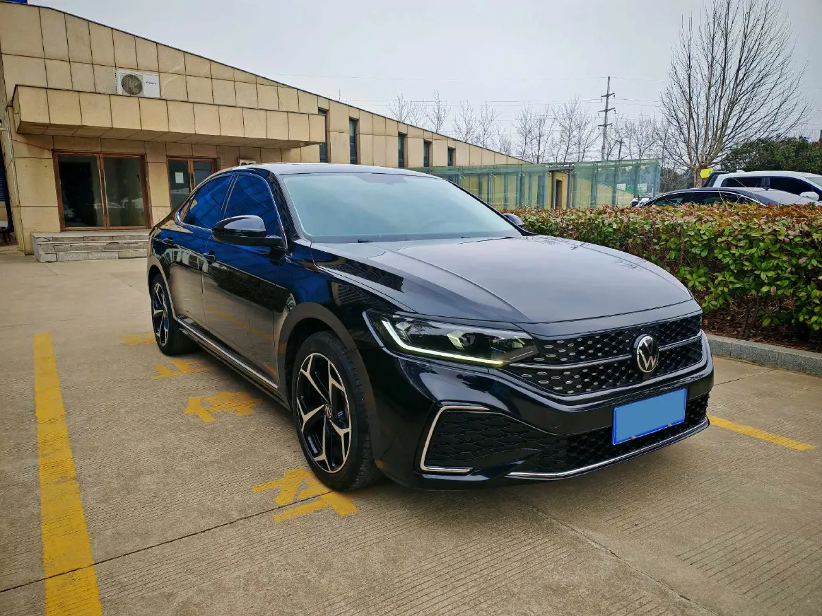 2022 Skoda Kodiak GT 2.0T 186HP L4 7DCT,autocango,china used car exporter,china ev exporter,chinese used car exporter,chinese used ev exporter