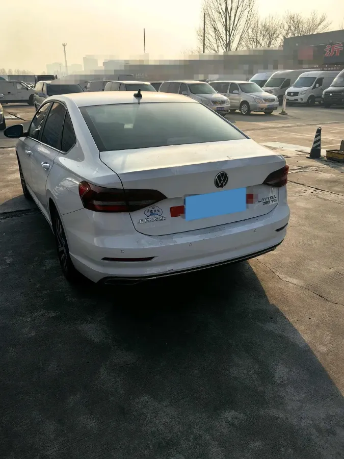 2022 Volkswagen T-Roc 1.4T 150HP L4 7DCT,autocango,china used car exporter,china ev exporter,chinese used car exporter,chinese used ev exporter