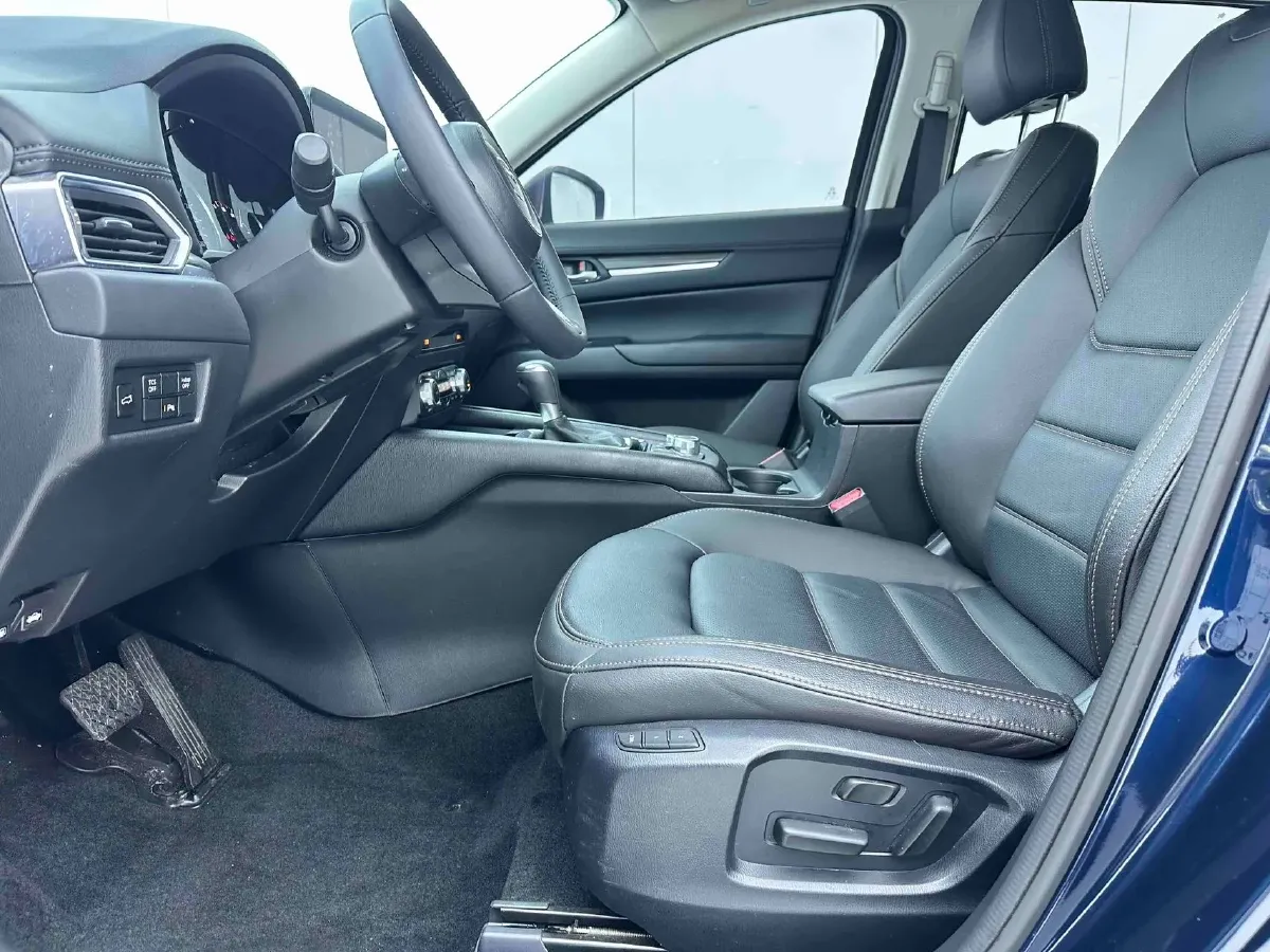 2022 MAXUS XinTu V90 2.0T 150HP L4 6AT,autocango,china used car exporter,china ev exporter,chinese used car exporter,chinese used ev exporter