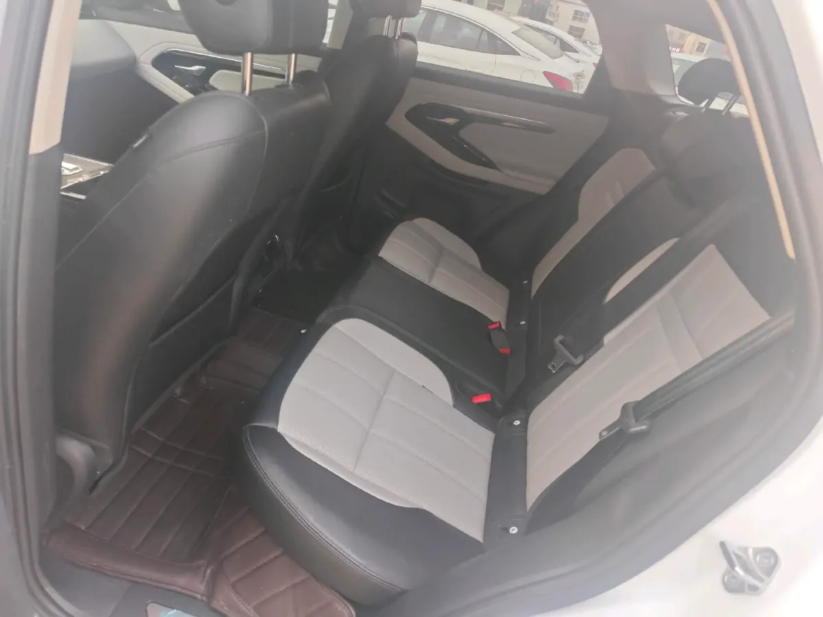 2020 Land Rover Range Rover Evoque 2.0T 249HP L4 9AT,autocango,china used car exporter,china ev exporter,chinese used car exporter,chinese used ev exporter