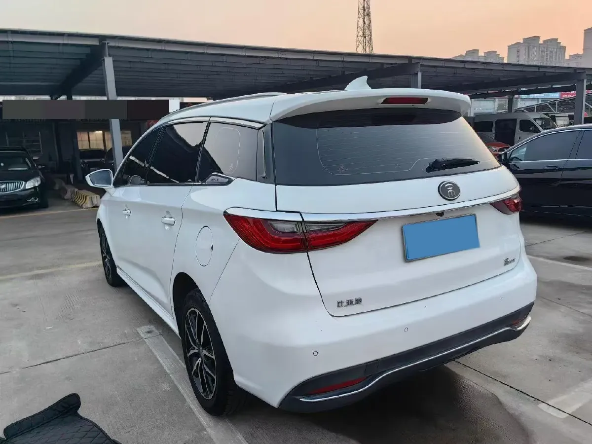 2017 BYD Song MAX 1.5T 154HP L4 6DCT,autocango,china used car exporter,china ev exporter,chinese used car exporter,chinese used ev exporter