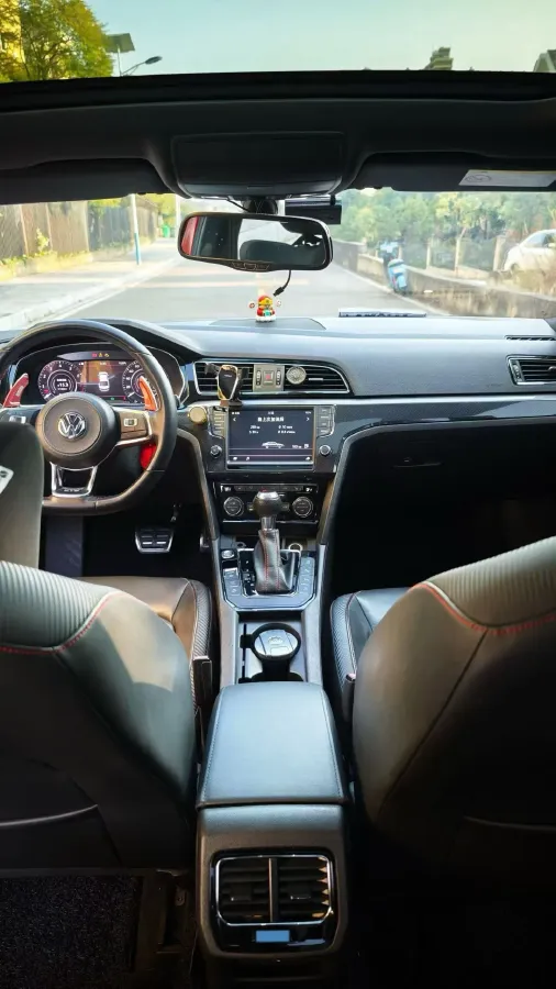 2017 Volkswagen Lamando 2.0T 220HP L4 7DCT,autocango,china used car exporter,china ev exporter,chinese used car exporter,chinese used ev exporter