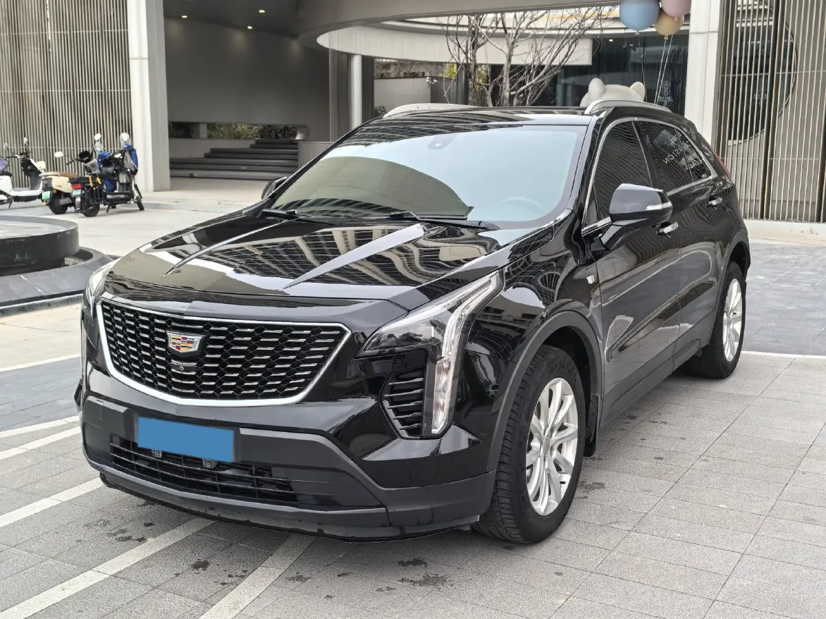 2021 Cadillac XT4 2.0T 237HP L4 9AT,autocango,china used car exporter,china ev exporter,chinese used car exporter,chinese used ev exporter