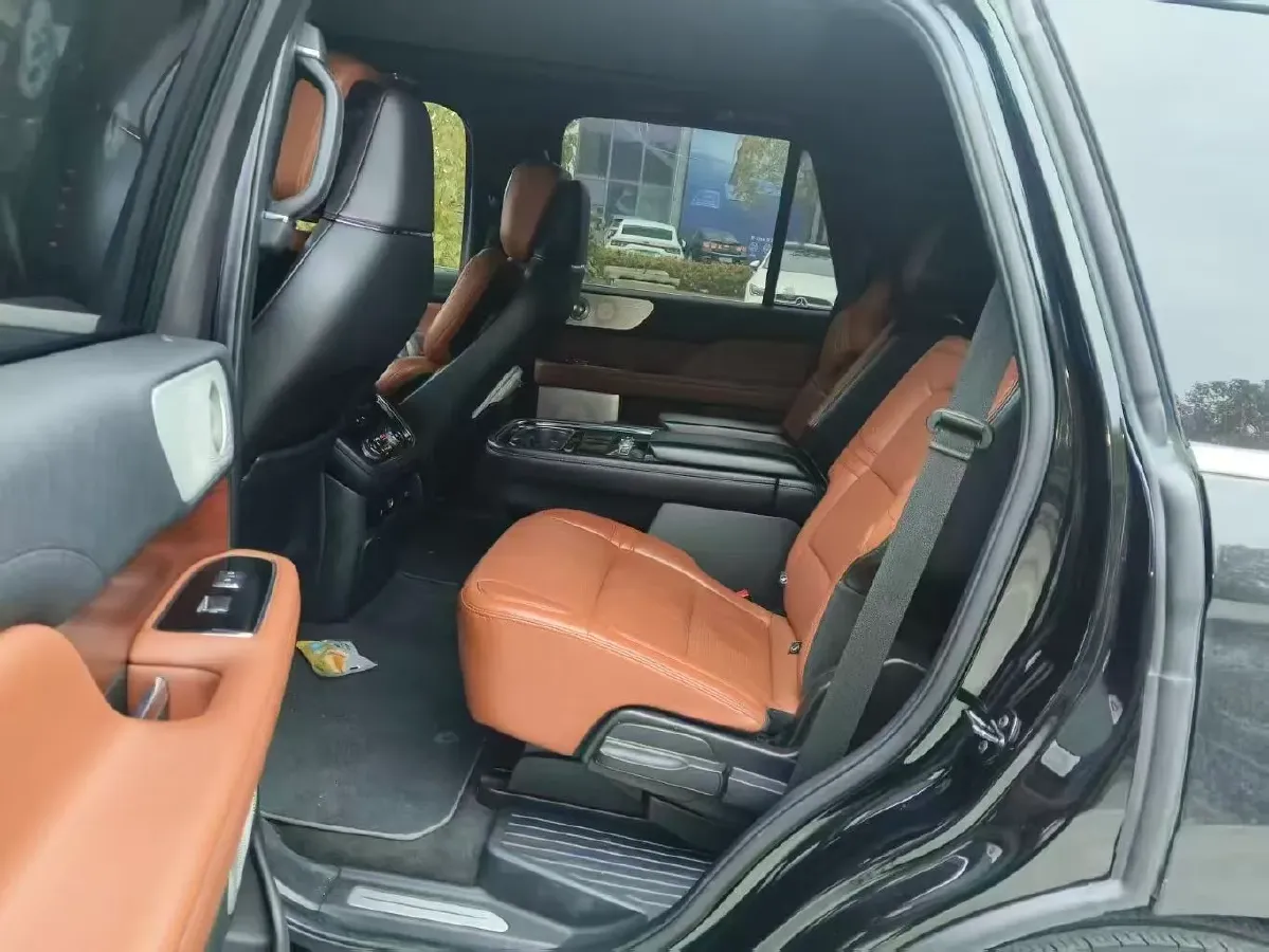 2020 Lincoln Navigator 3.5T 388HP V6 10AT,autocango,china used car exporter,china ev exporter,chinese used car exporter,chinese used ev exporter