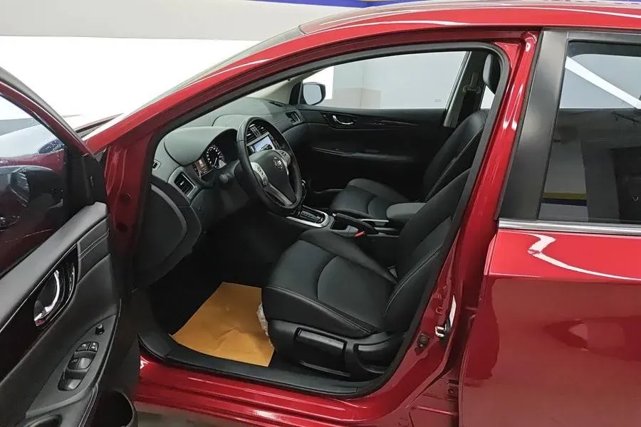 2023 Nissan Tiida 1.6L 122HP L4 CVT,autocango,china used car exporter,china ev exporter,chinese used car exporter,chinese used ev exporter