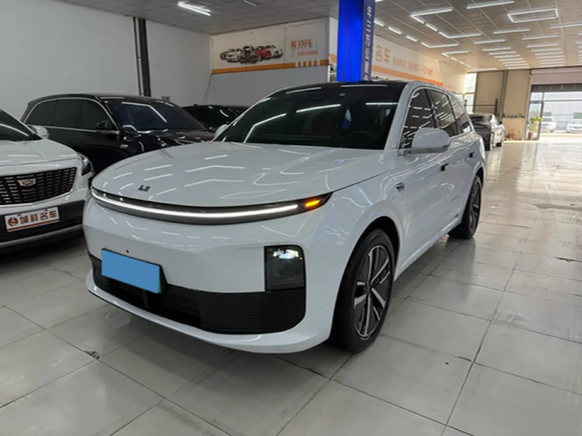 2024 Li L6 Range Extended 154HP L4 REEV 36.8KWH,autocango,china used car exporter,china ev exporter,chinese used car exporter,chinese used ev exporter