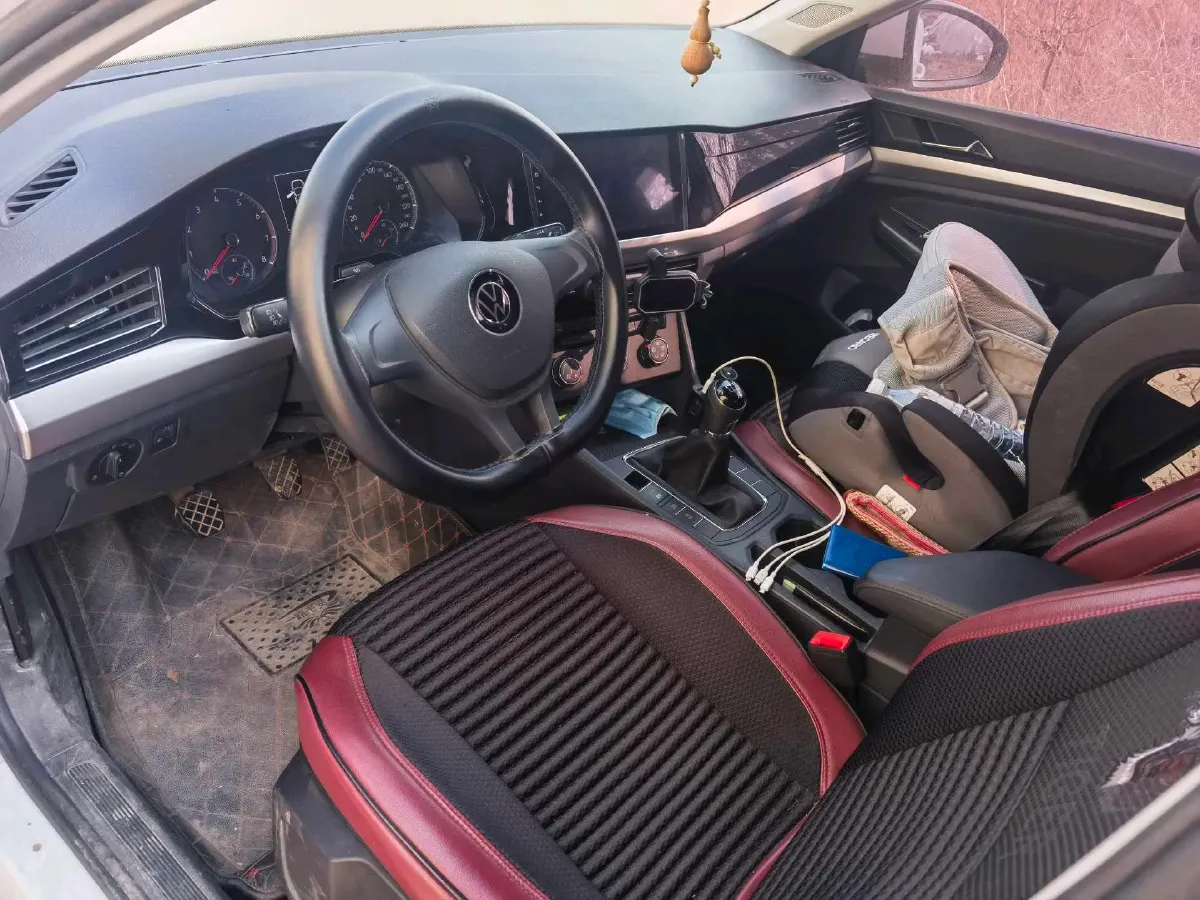 2021 Volkswagen Bora 1.5L 113HP L4 5MT,autocango,china used car exporter,china ev exporter,chinese used car exporter,chinese used ev exporter