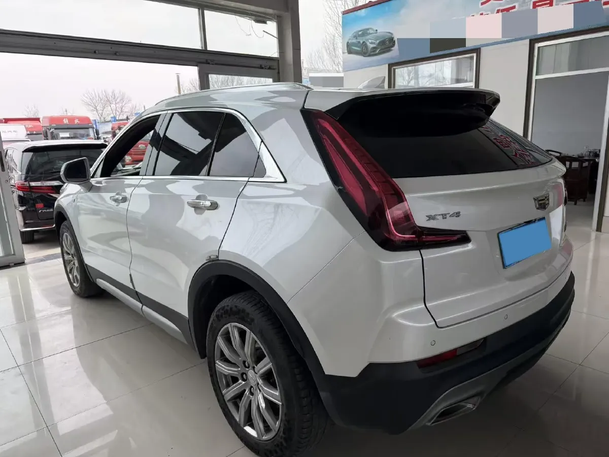 2021 Cadillac XT4 2.0T 237HP L4 9AT,autocango,china used car exporter,china ev exporter,chinese used car exporter,chinese used ev exporter