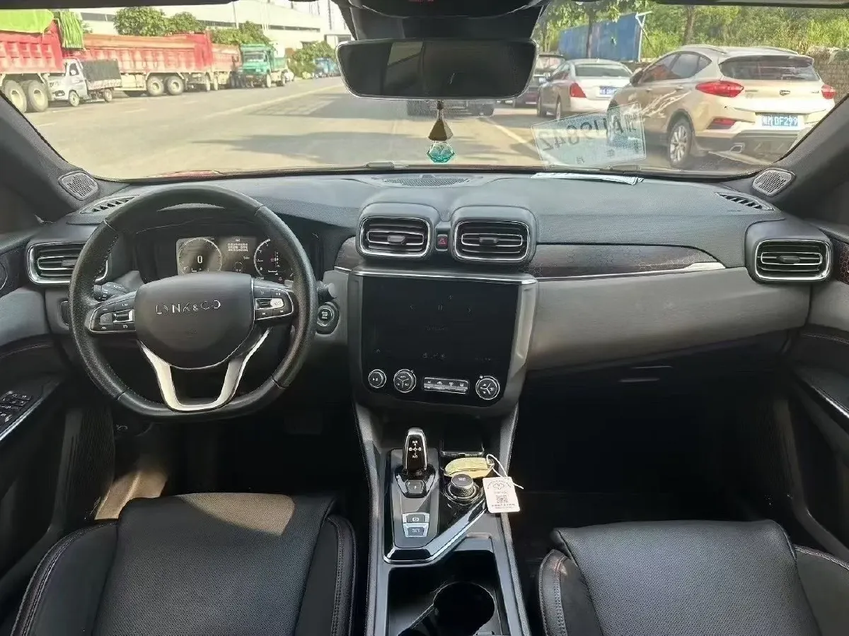 2019 LYNK&CO 03 2.0T 190HP L4 6AT,autocango,china used car exporter,china ev exporter,chinese used car exporter,chinese used ev exporter