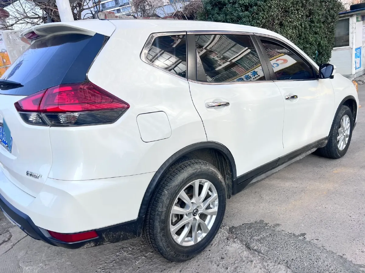 2020 Nissan X-Trail 2.0L 154HP L4 CVT,autocango,china used car exporter,china ev exporter,chinese used car exporter,chinese used ev exporter