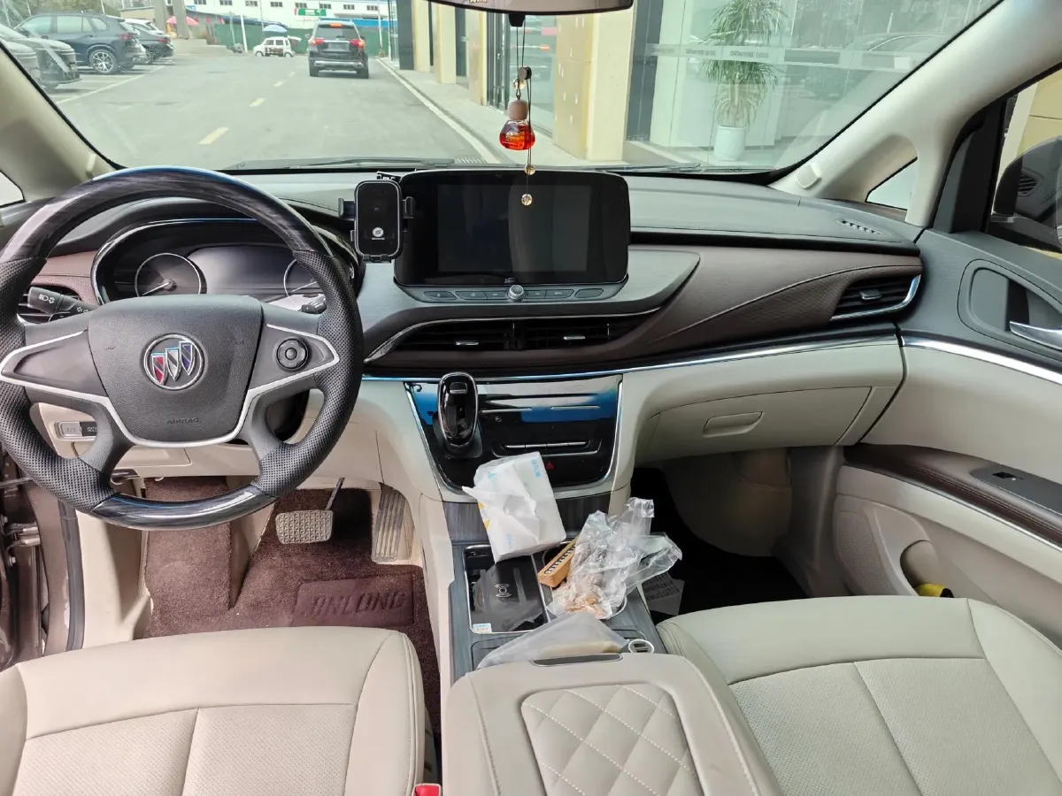2023 Buick GL8 2.0T 237HP L4 9AT,autocango,china used car exporter,china ev exporter,chinese used car exporter,chinese used ev exporter