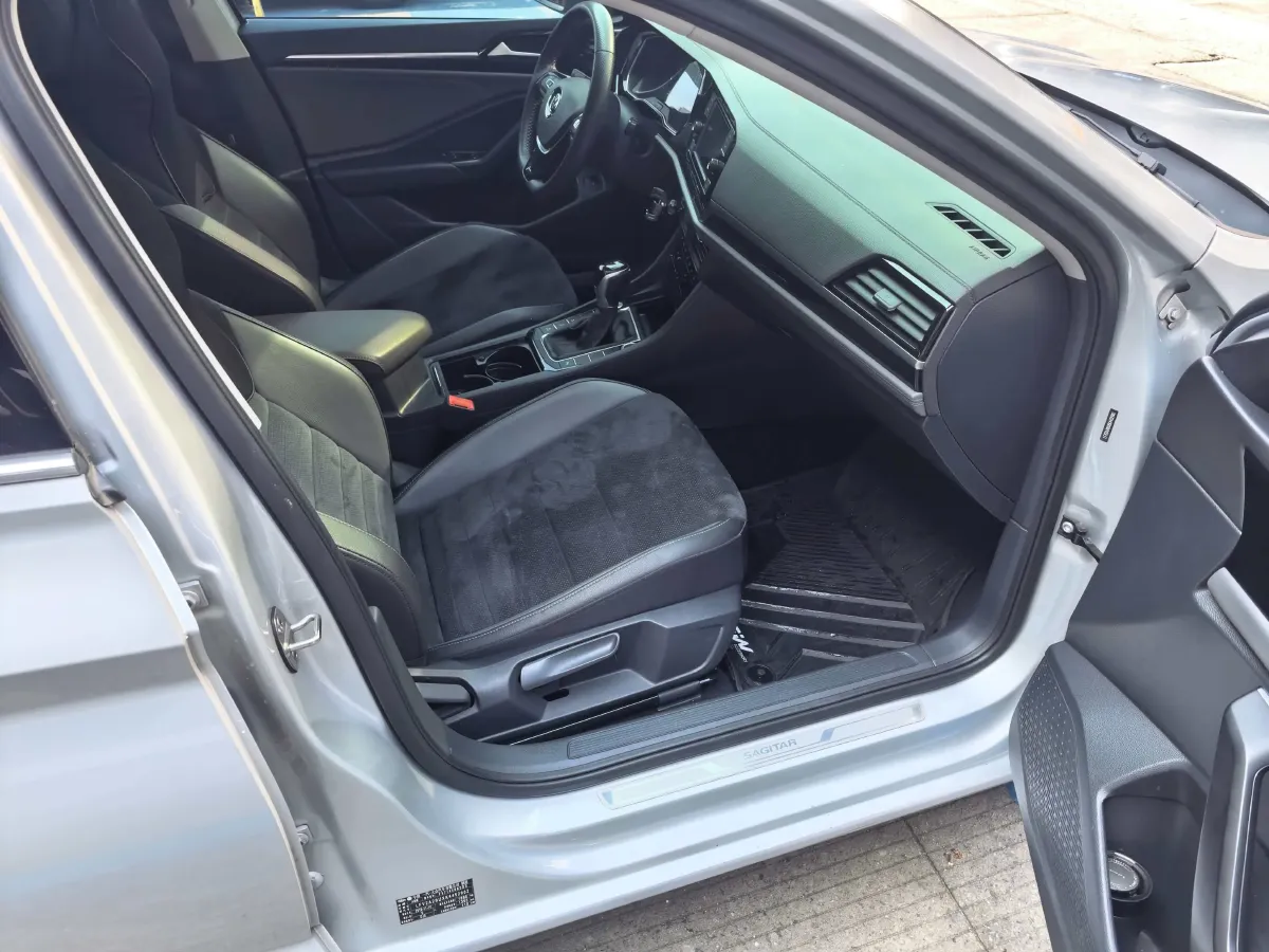 2019 Luxgen Grand 7 MPV 2.0T 188HP L4 6AT,autocango,china used car exporter,china ev exporter,chinese used car exporter,chinese used ev exporter