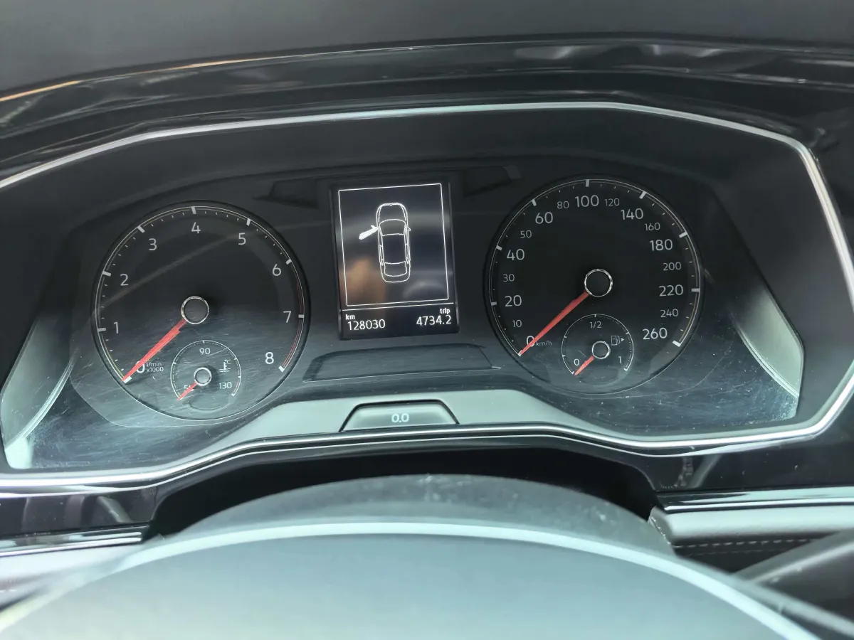 2019 Luxgen Grand 7 MPV 2.0T 188HP L4 6AT,autocango,china used car exporter,china ev exporter,chinese used car exporter,chinese used ev exporter