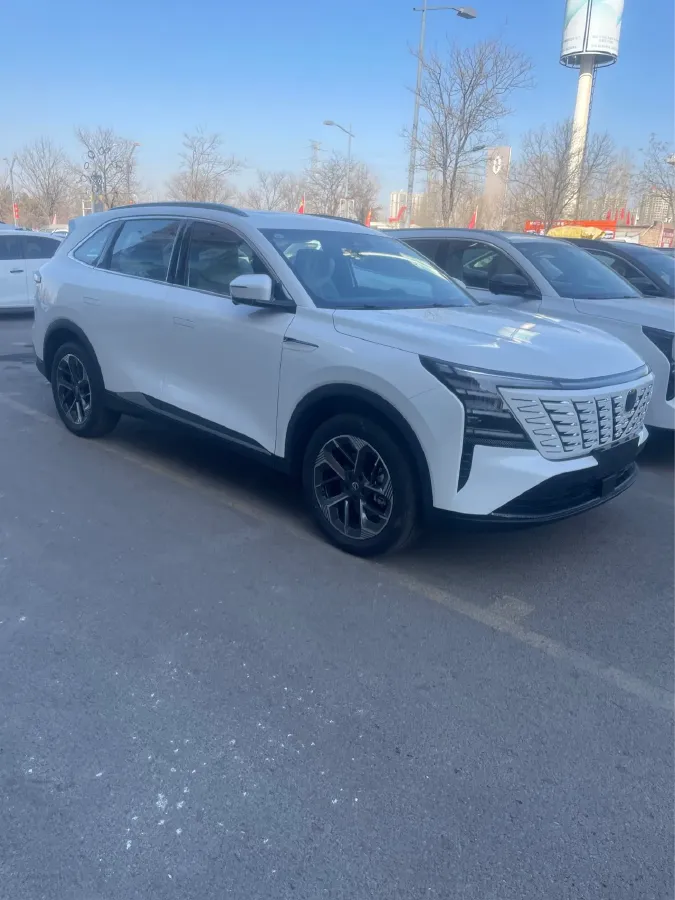2025 ChangAn CS75 Plus 1.5T 192HP L4 8AT,autocango,china used car exporter,china ev exporter,chinese used car exporter,chinese used ev exporter