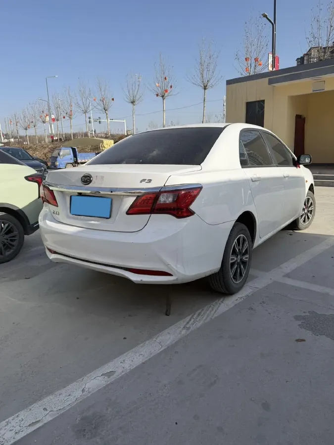 2020 BYD F3 1.5L 109HP L4 5MT,autocango,china used car exporter,china ev exporter,chinese used car exporter,chinese used ev exporter