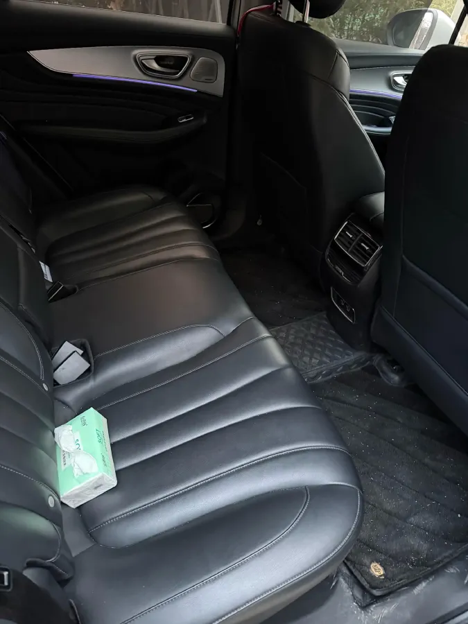 2019 Roewe RX5 MAX 1.5T 173HP L4 6AT,autocango,china used car exporter,china ev exporter,chinese used car exporter,chinese used ev exporter