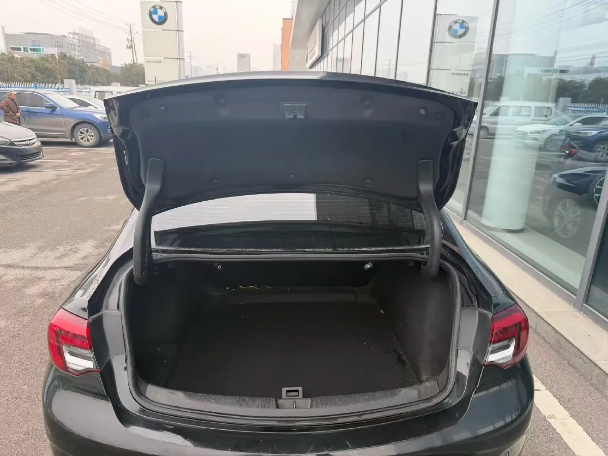 2024 Buick Regal 1.5T 169HP L4 9AT,autocango,china used car exporter,china ev exporter,chinese used car exporter,chinese used ev exporter