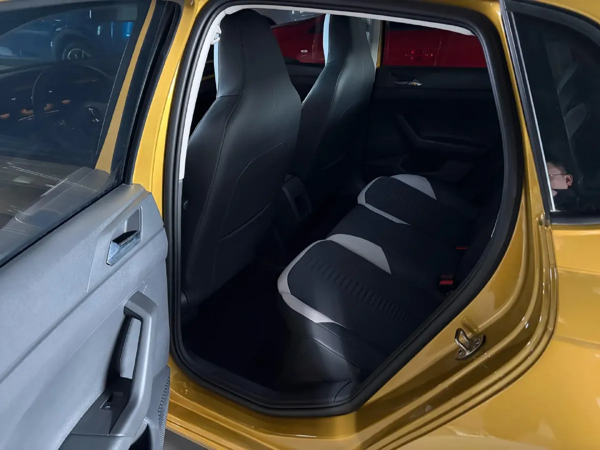 2023 Volkswagen Polo 1.5L 113HP L4 6AT,autocango,china used car exporter,china ev exporter,chinese used car exporter,chinese used ev exporter