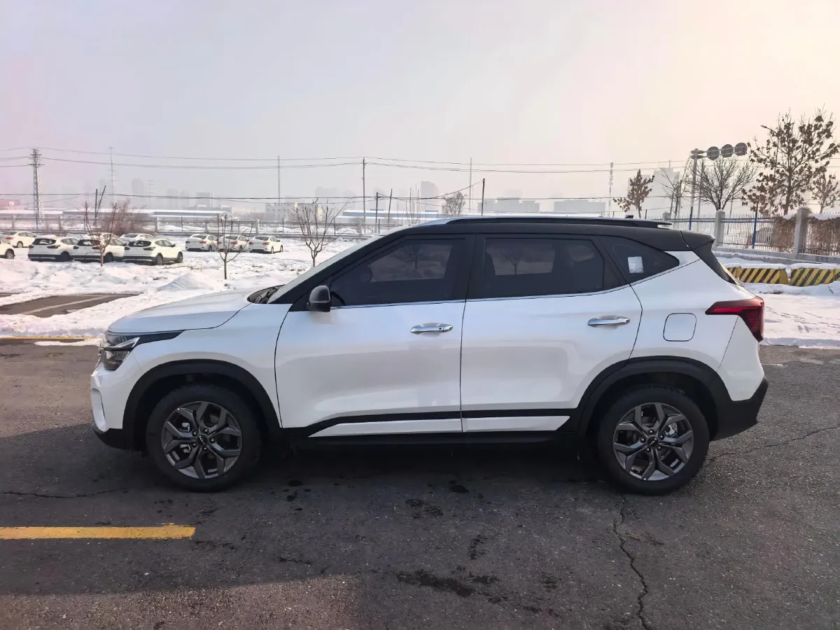 2023 Kia Seltos 1.5L 115HP L4 CVT,autocango,china used car exporter,china ev exporter,chinese used car exporter,chinese used ev exporter
