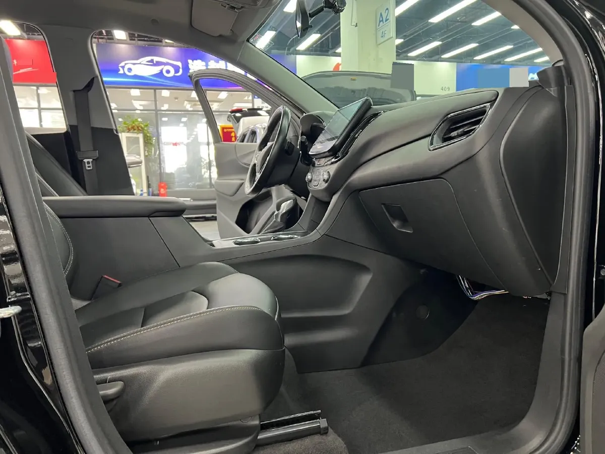 2022 Chevrolet Equinox 1.5T 169HP L4 6AT,autocango,china used car exporter,china ev exporter,chinese used car exporter,chinese used ev exporter