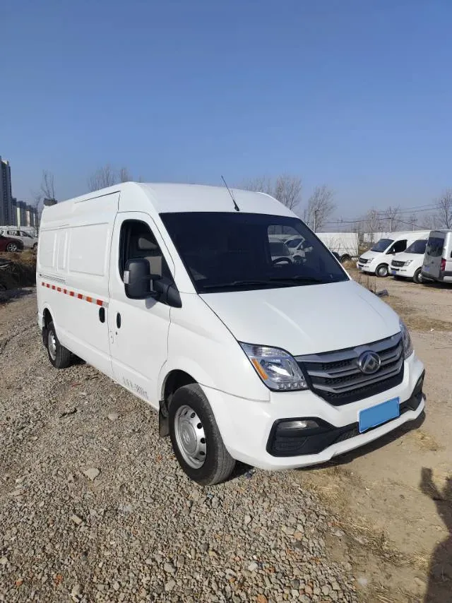 2023 MAXUS XinTu V80 2.0T 127HP L4 6MT,autocango,china used car exporter,china ev exporter,chinese used car exporter,chinese used ev exporter