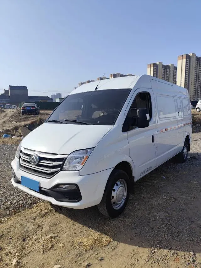 2023 MAXUS XinTu V80 2.0T 127HP L4 6MT,autocango,china used car exporter,china ev exporter,chinese used car exporter,chinese used ev exporter