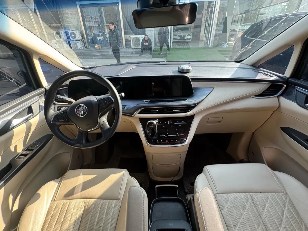 2023 Buick GL8 2.0T 237HP L4 9AT,autocango,china used car exporter,china ev exporter,chinese used car exporter,chinese used ev exporter