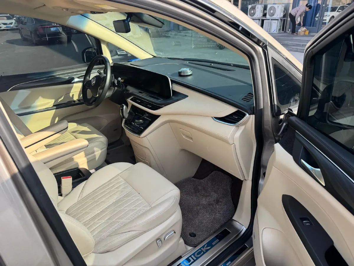 2023 Buick GL8 2.0T 237HP L4 9AT,autocango,china used car exporter,china ev exporter,chinese used car exporter,chinese used ev exporter