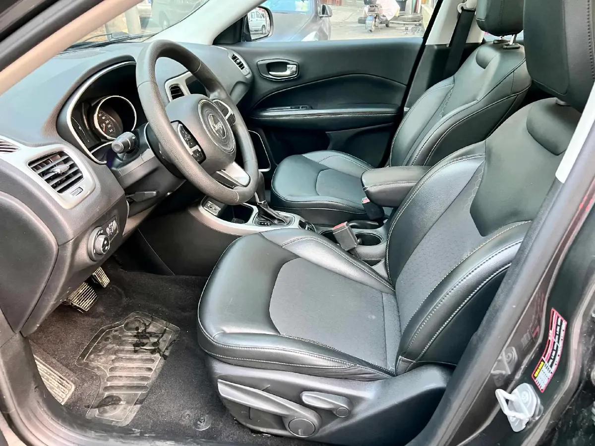 2019 Jeep Compass 1.3T 173HP L4 7DCT,autocango,china used car exporter,china ev exporter,chinese used car exporter,chinese used ev exporter