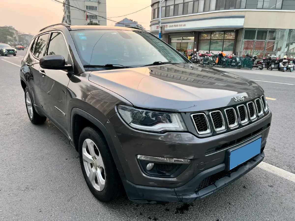 2019 Jeep Compass 1.3T 173HP L4 7DCT,autocango,china used car exporter,china ev exporter,chinese used car exporter,chinese used ev exporter