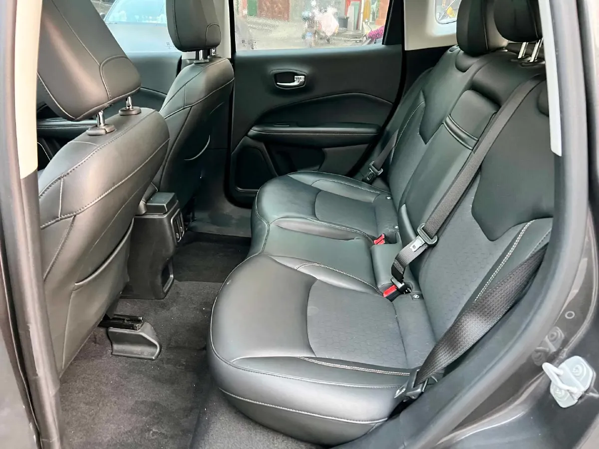 2019 Jeep Compass 1.3T 173HP L4 7DCT,autocango,china used car exporter,china ev exporter,chinese used car exporter,chinese used ev exporter