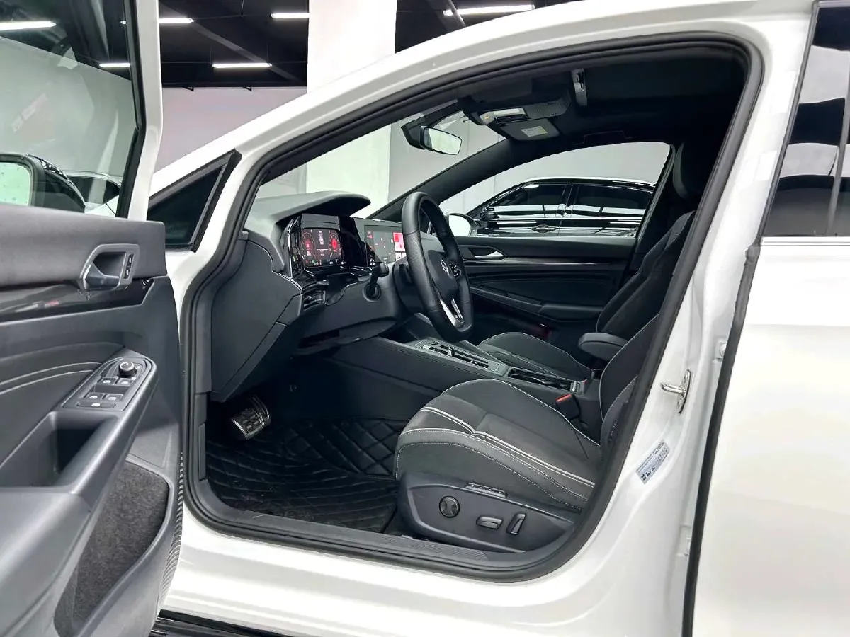 2021 Volkswagen Golf 1.4T 150HP L4 7DCT,autocango,china used car exporter,china ev exporter,chinese used car exporter,chinese used ev exporter