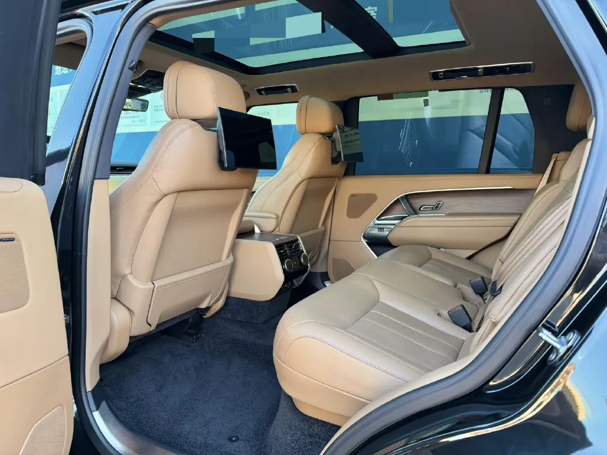 2024 Land Rover Range Rover 3.0T 400HP L6 8AT,autocango,china used car exporter,china ev exporter,chinese used car exporter,chinese used ev exporter