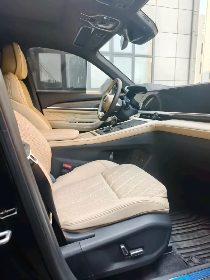 2025 Geely Monjaro 2.0T 238HP L4 8AT,autocango,china used car exporter,china ev exporter,chinese used car exporter,chinese used ev exporter