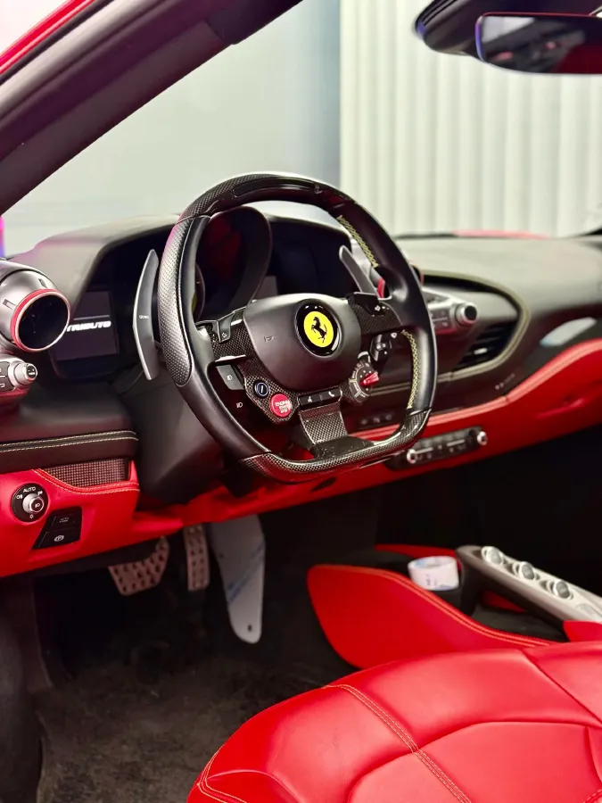 2019 Aston Martin DB11 5.2T 639HP V12 8AT,autocango,china used car exporter,china ev exporter,chinese used car exporter,chinese used ev exporter