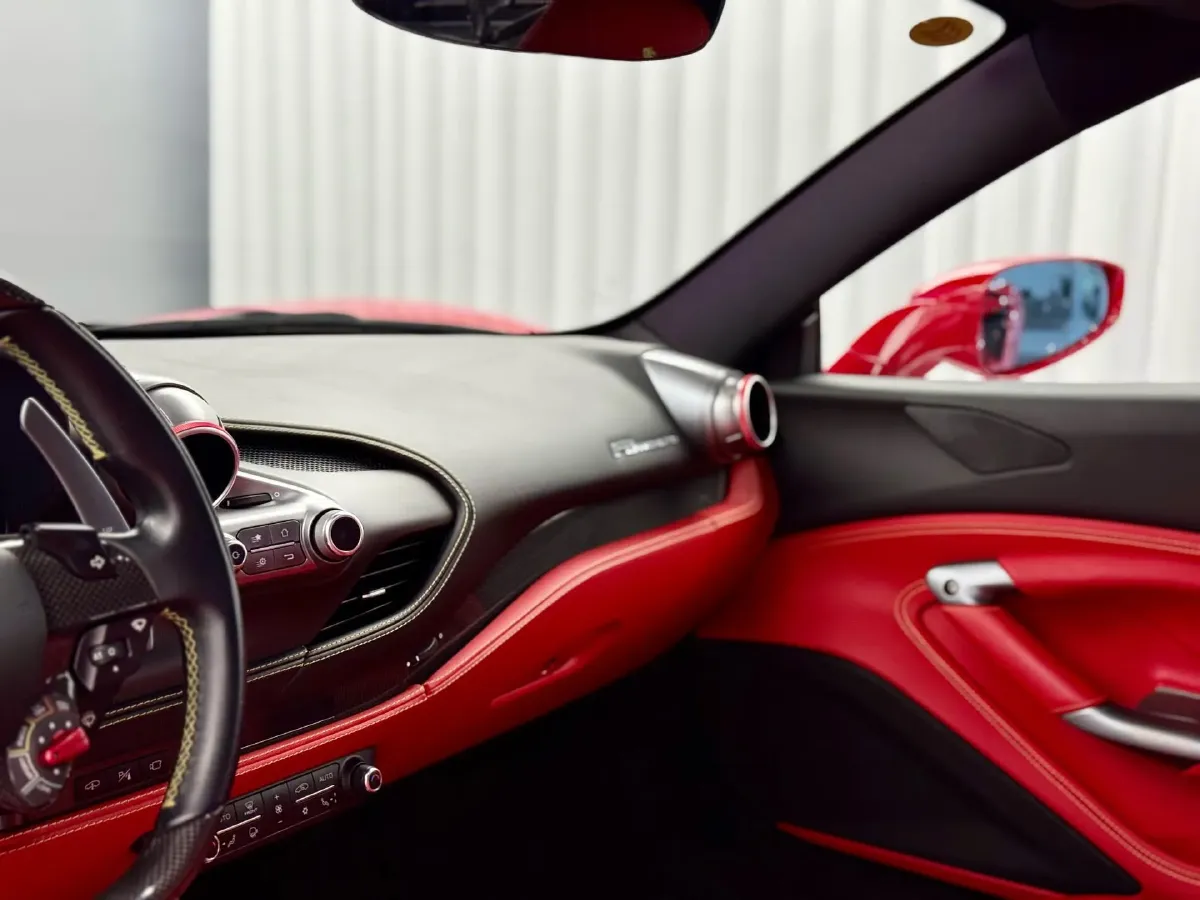 2019 Aston Martin DB11 5.2T 639HP V12 8AT,autocango,china used car exporter,china ev exporter,chinese used car exporter,chinese used ev exporter