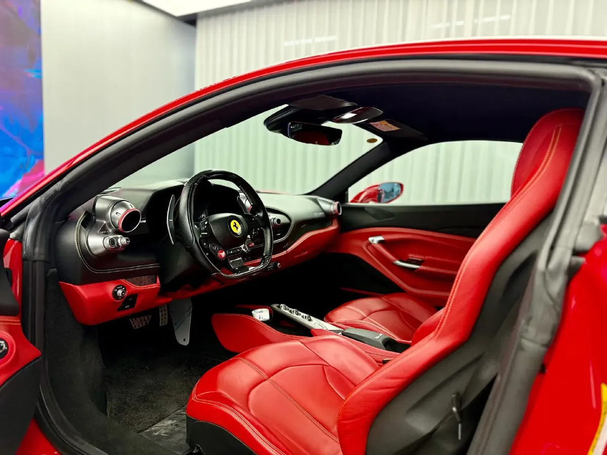 2019 Aston Martin DB11 5.2T 639HP V12 8AT,autocango,china used car exporter,china ev exporter,chinese used car exporter,chinese used ev exporter