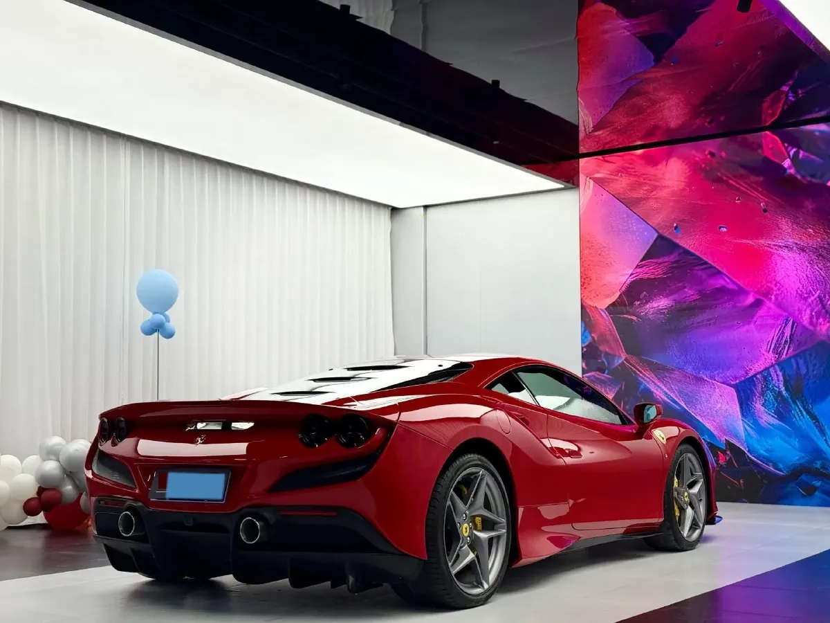 2019 Aston Martin DB11 5.2T 639HP V12 8AT,autocango,china used car exporter,china ev exporter,chinese used car exporter,chinese used ev exporter