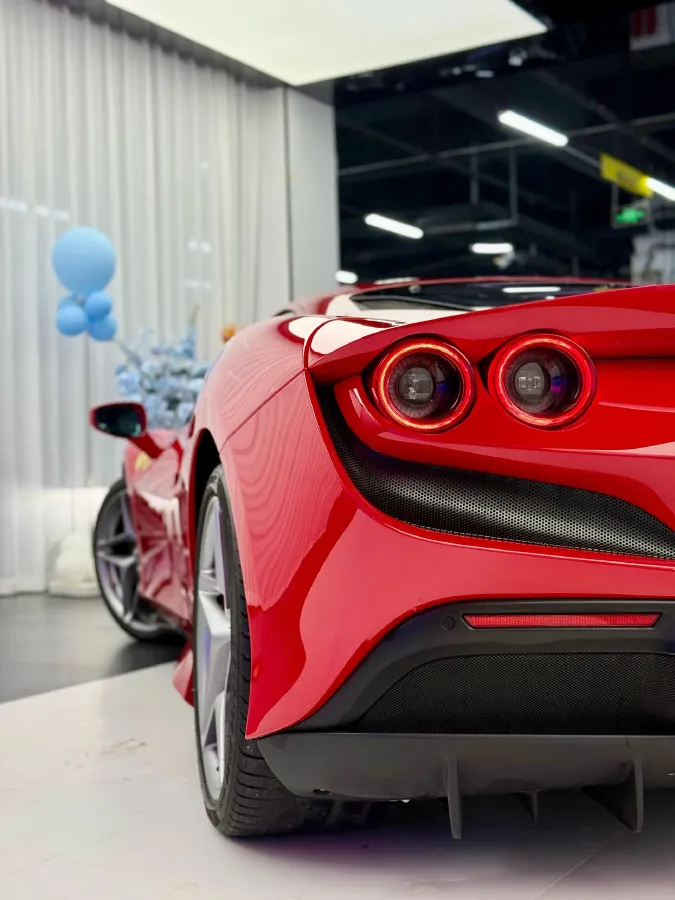 2019 Aston Martin DB11 5.2T 639HP V12 8AT,autocango,china used car exporter,china ev exporter,chinese used car exporter,chinese used ev exporter