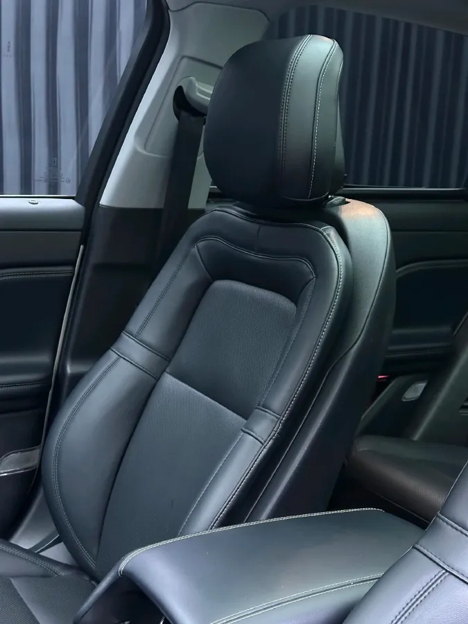 2022 Lincoln Corsair 2.0T 245HP L4 8AT,autocango,china used car exporter,china ev exporter,chinese used car exporter,chinese used ev exporter